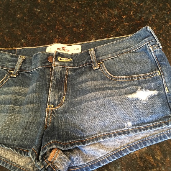 Hollister shorts size 7! - Picture 4 of 8
